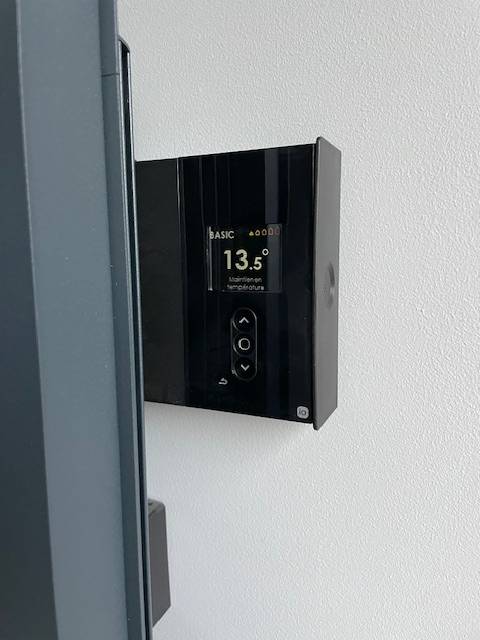 Professionnel pour l'installation d'un chauffage connecté dans le secteur Saint Romain de Colbosc 76.