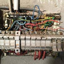 Professionnel pour rénovation électrique complète d'une maison dans le secteur de Sassetot-le-Mauconduit 76.