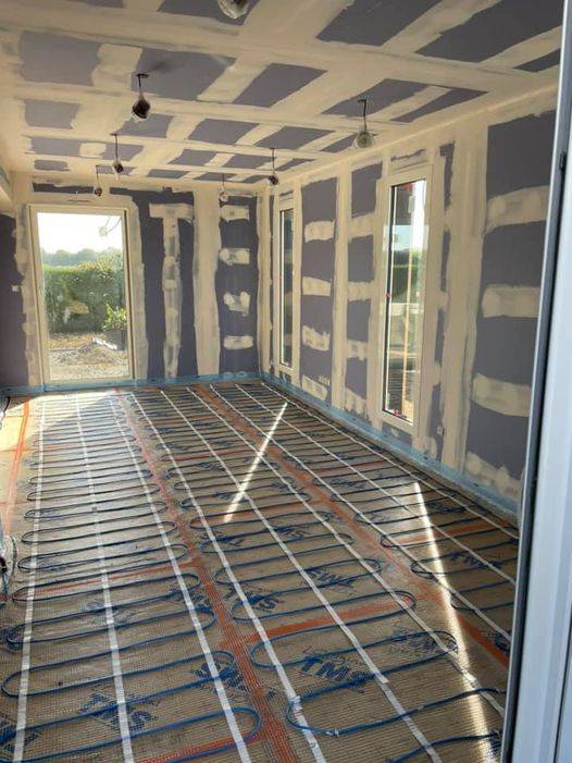 Professionnel pour poser un chauffage au sol dans une maison sur le secteur de Fécamp 76.