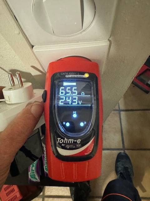 Professionnel pour effectuer un dépannage électrique sur le secteur de Saint Romain de Colbosc 76.