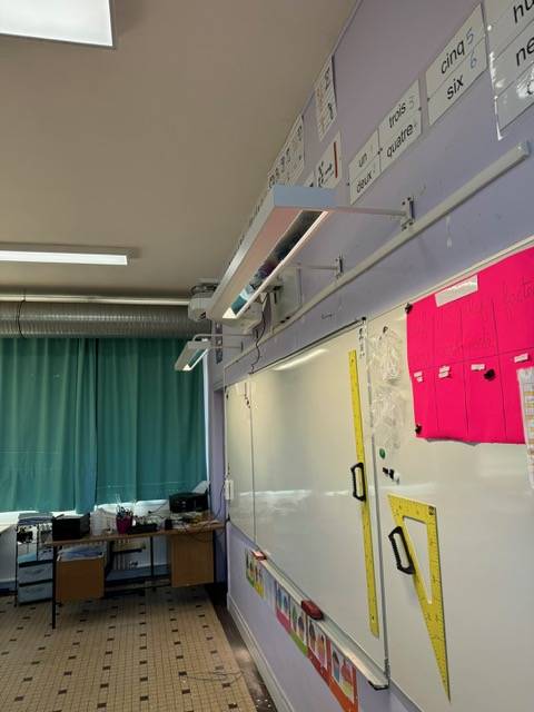 Electricien pour rénovation d'éclairage de bâtiments scolaire Proche Fécamp 76.