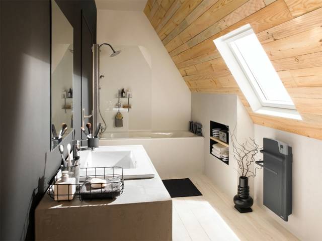 Electricien professionnel pour pose d'un sèche serviette électrique sous comble dans le secteur de Bolbec 76