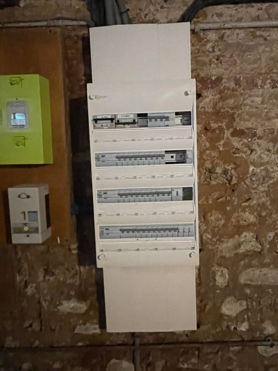 Remplacement d’un nouveau tableau électrique dans une maison de campagne proche de Goderville 76