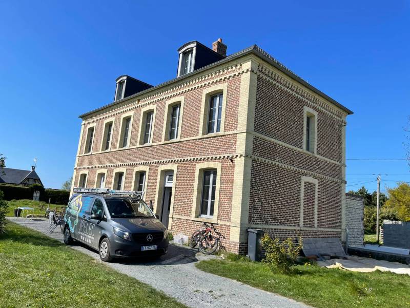 Rénovation électrique dans une maison ancienne pour la création de 3 gites proche Etretat 76