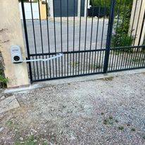 Recherche électricien sur le secteur de Bolbec 76 pour adapter une motorisation a un portail déjà existant