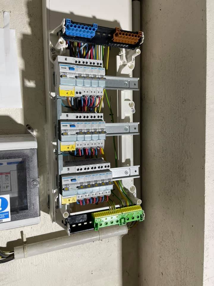 Où trouver un électricien pour l’installation d’un nouveau compteur électrique proche de Goderville 76 ?